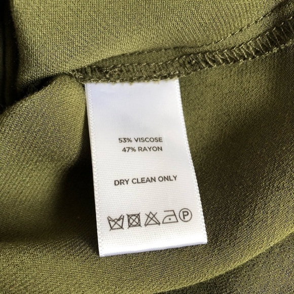 Lilla P Green Sateen Back Zip Short Sleeve Crew Neck Tee Shirt Blouse Size S - Picture 7 of 8